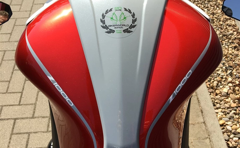 Umbgebautes Motorrad Kawasaki Z1000 Bild 15: Umbgebautes Motorrad Kawasaki Z1000