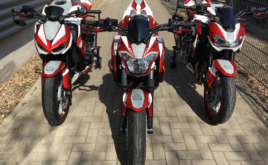 Umbgebautes Motorrad Kawasaki Z1000 Bild 17: Umbgebautes Motorrad Kawasaki Z1000