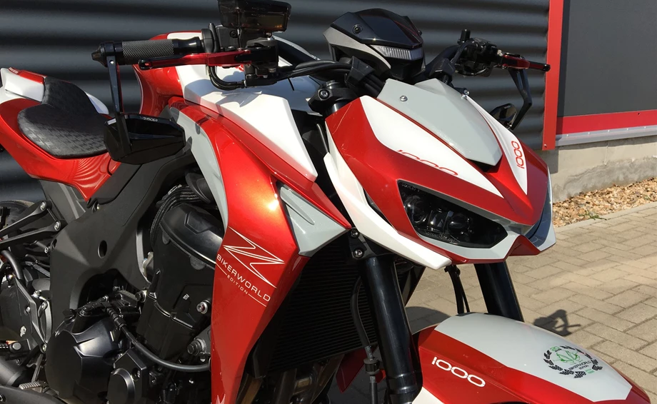 Umbgebautes Motorrad Kawasaki Z1000 Bild 3: Umbgebautes Motorrad Kawasaki Z1000