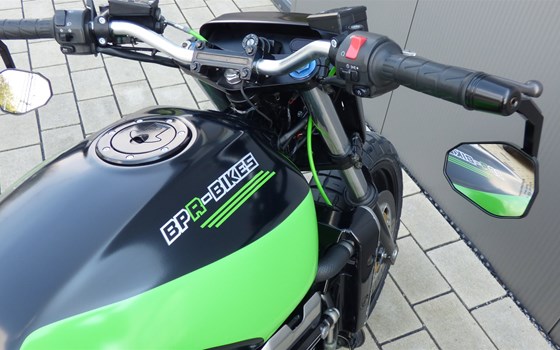 Umgebautes Motorrad Kawasaki ZRX 1100 von BPR-Bikes e.K. - Bild 5 Umgebautes Motorrad Kawasaki ZRX 1100 von BPR-Bikes e.K. - Bild 5