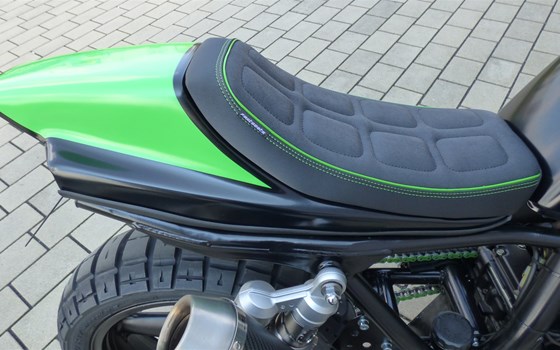 Umgebautes Motorrad Kawasaki ZRX 1100 von BPR-Bikes e.K. - Bild 13 Umgebautes Motorrad Kawasaki ZRX 1100 von BPR-Bikes e.K. - Bild 13