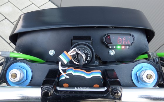 Umgebautes Motorrad Kawasaki ZRX 1100 von BPR-Bikes e.K. - Bild 15 Umgebautes Motorrad Kawasaki ZRX 1100 von BPR-Bikes e.K. - Bild 15