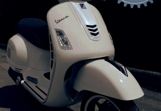 Vespa GTS 300 i.e. Super Vespa GTS 300 i.e. Super