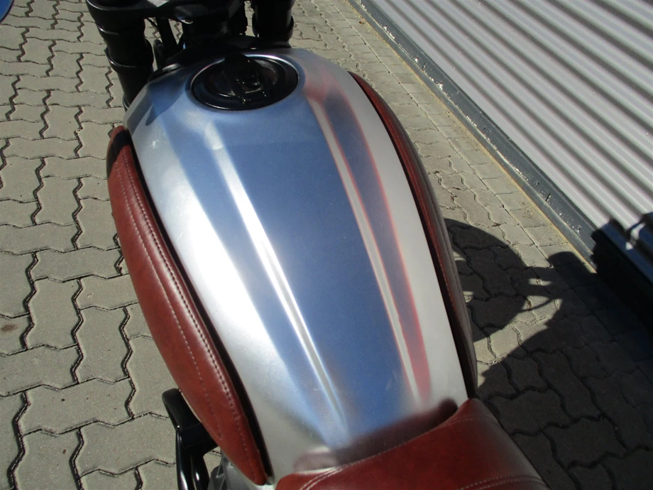 Umbgebautes Motorrad Ducati Scrambler Urban Enduro Bild 12: Umbgebautes Motorrad Ducati Scrambler Urban Enduro