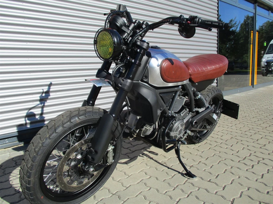 Umbgebautes Motorrad Ducati Scrambler Urban Enduro Bild 2: Umbgebautes Motorrad Ducati Scrambler Urban Enduro