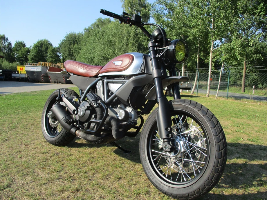Umbgebautes Motorrad Ducati Scrambler Urban Enduro Bild 4: Umbgebautes Motorrad Ducati Scrambler Urban Enduro