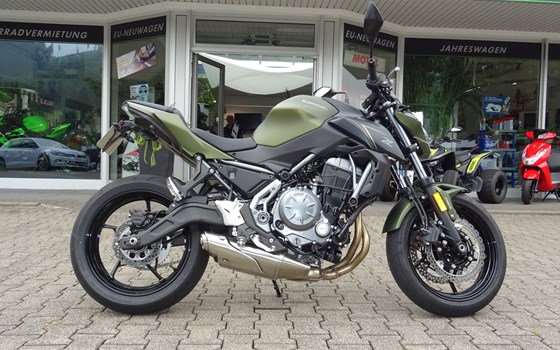 Umgebautes Motorrad Kawasaki Z650 von Motorrad & AutoTeam Klaus Fronz - Bild 1 Umgebautes Motorrad Kawasaki Z650 von Motorrad & AutoTeam Klaus Fronz - Bild 1