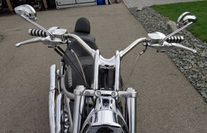Harley-Davidson V-Rod VRSCB Custom Bike Harley-Davidson V-Rod VRSCB Custom Bike