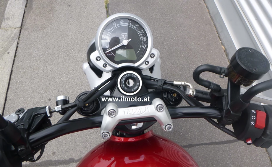 Umbgebautes Motorrad Triumph Street Twin Bild 3: Umbgebautes Motorrad Triumph Street Twin