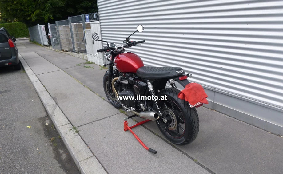 Umbgebautes Motorrad Triumph Street Twin Bild 6: Umbgebautes Motorrad Triumph Street Twin