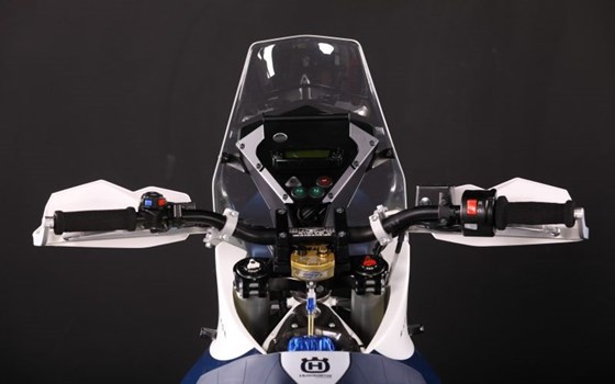 Umgebautes Motorrad Husqvarna 701 Enduro von Kaudela Motorsport - Bild 8 Umgebautes Motorrad Husqvarna 701 Enduro von Kaudela Motorsport - Bild 8
