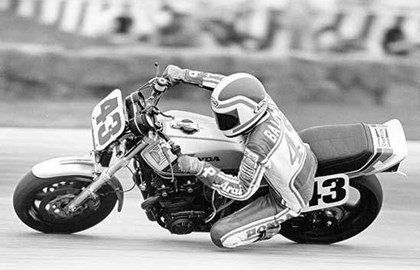 Honda CB 900 F2 Bol d'or Custom Bike Honda CB 900 F2 Bol d'or Custom Bike