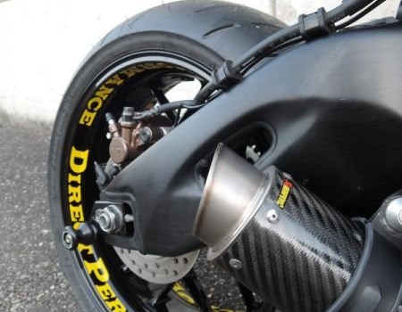 Umgebautes Motorrad Honda CBR1000RR Fireblade von Direct Performance - Bild 3