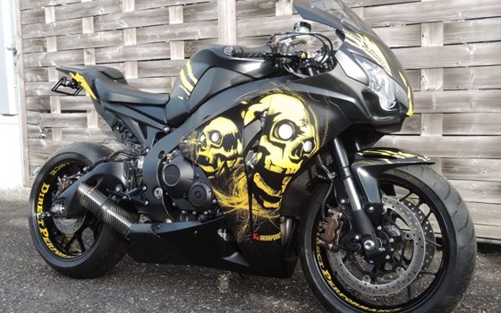 Umgebautes Motorrad Honda CBR1000RR Fireblade von Direct Performance - Bild 10