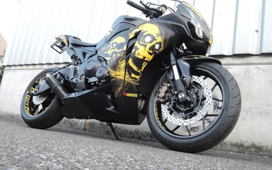 Umgebautes Motorrad Honda CBR1000RR Fireblade von Direct Performance - Bild 8