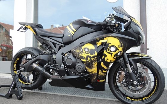 Umgebautes Motorrad Honda CBR1000RR Fireblade von Direct Performance - Bild 9