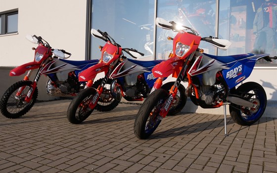 Umgebautes Motorrad KTM 500 EXC-F SIX DAYS von motoroox GmbH - Bild 2 Umgebautes Motorrad KTM 500 EXC-F SIX DAYS von motoroox GmbH - Bild 2