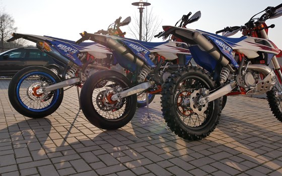 Umgebautes Motorrad KTM 500 EXC-F SIX DAYS von motoroox GmbH - Bild 4 Umgebautes Motorrad KTM 500 EXC-F SIX DAYS von motoroox GmbH - Bild 4
