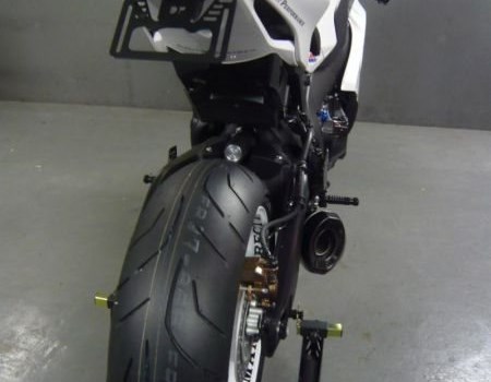 Umgebautes Motorrad Honda CBR1000RR Fireblade von Direct Performance - Bild 15 Umgebautes Motorrad Honda CBR1000RR Fireblade von Direct Performance - Bild 15