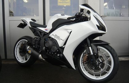 Honda CBR1000RR Fireblade Custom Bike