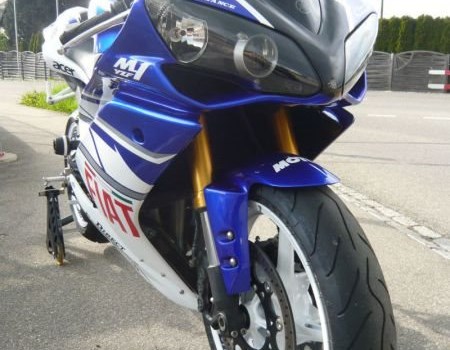 Umgebautes Motorrad Yamaha R1 von Direct Performance - Bild 2 Umgebautes Motorrad Yamaha R1 von Direct Performance - Bild 2