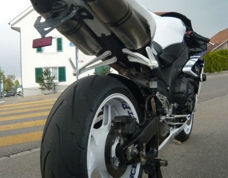 Umgebautes Motorrad Yamaha R1 von Direct Performance - Bild 6 Umgebautes Motorrad Yamaha R1 von Direct Performance - Bild 6