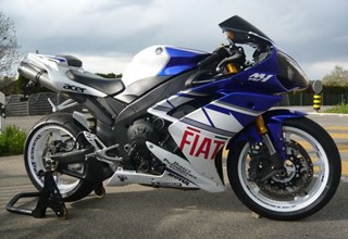 Yamaha R1