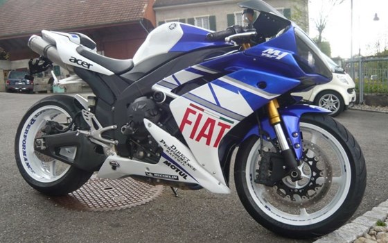 Umgebautes Motorrad Yamaha R1 von Direct Performance - Bild 5 Umgebautes Motorrad Yamaha R1 von Direct Performance - Bild 5