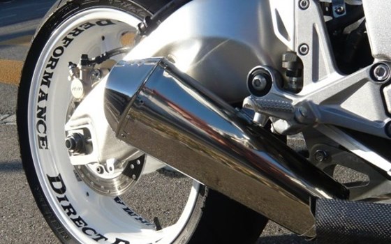 Umgebautes Motorrad Honda CBR1000RR Fireblade von Direct Performance - Bild 5 Umgebautes Motorrad Honda CBR1000RR Fireblade von Direct Performance - Bild 5