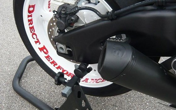 Umgebautes Motorrad Honda CBR1000RR Fireblade von Direct Performance - Bild 6 Umgebautes Motorrad Honda CBR1000RR Fireblade von Direct Performance - Bild 6