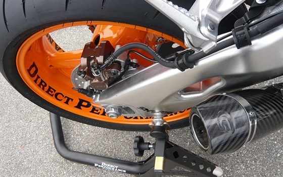 Umgebautes Motorrad Honda CBR1000RR Fireblade von Direct Performance - Bild 7 Umgebautes Motorrad Honda CBR1000RR Fireblade von Direct Performance - Bild 7