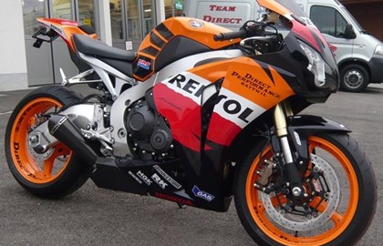 Honda CBR1000RR Fireblade Custom Bike