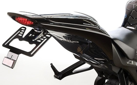 Umgebautes Motorrad Honda CBR1000RR Fireblade von Direct Performance - Bild 8 Umgebautes Motorrad Honda CBR1000RR Fireblade von Direct Performance - Bild 8