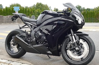 /motorcycle-mod-honda-cbr1000rr-fireblade-8-black-limited-replica-mit-carbon-auspuff-48425