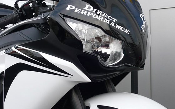 Umgebautes Motorrad Honda CBR1000RR Fireblade von Direct Performance - Bild 2 Umgebautes Motorrad Honda CBR1000RR Fireblade von Direct Performance - Bild 2