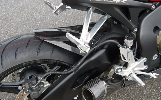 Umgebautes Motorrad Honda CBR1000RR Fireblade von Direct Performance - Bild 5 Umgebautes Motorrad Honda CBR1000RR Fireblade von Direct Performance - Bild 5