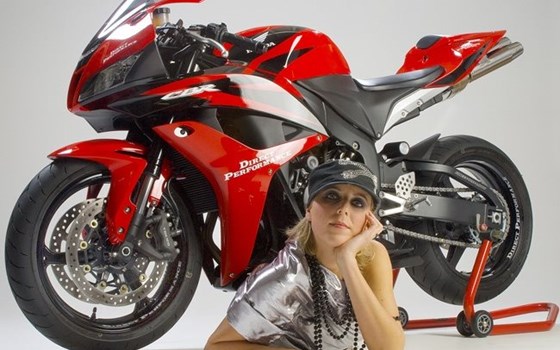 Umgebautes Motorrad Honda CBR600RR von Direct Performance - Bild 9 Umgebautes Motorrad Honda CBR600RR von Direct Performance - Bild 9
