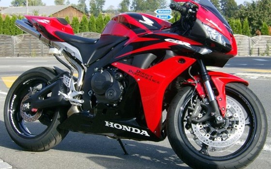 Umgebautes Motorrad Honda CBR600RR von Direct Performance - Bild 1 Umgebautes Motorrad Honda CBR600RR von Direct Performance - Bild 1