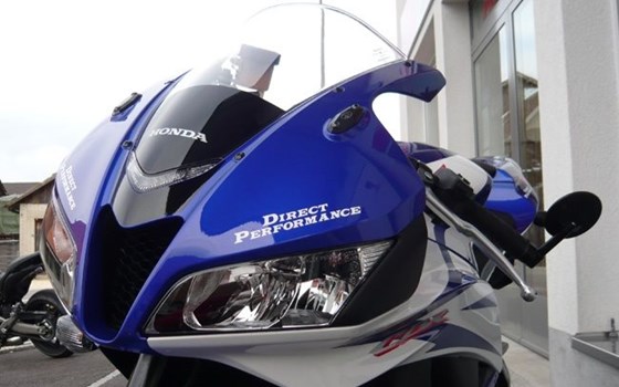 Umgebautes Motorrad Honda CBR600RR von Direct Performance - Bild 2 Umgebautes Motorrad Honda CBR600RR von Direct Performance - Bild 2