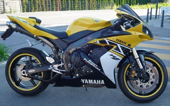 Umgebautes Motorrad Yamaha R1 von Direct Performance - Bild 4 Umgebautes Motorrad Yamaha R1 von Direct Performance - Bild 4