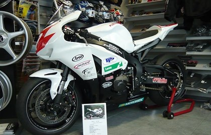 Honda CBR1000RR Fireblade Custom Bike