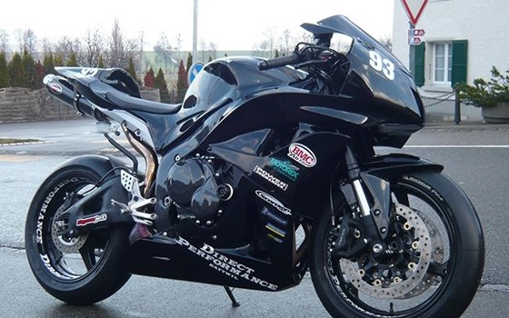 Umgebautes Motorrad Honda CBR600RR von Direct Performance - Bild 3 Umgebautes Motorrad Honda CBR600RR von Direct Performance - Bild 3