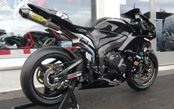 Umgebautes Motorrad Honda CBR600RR von Direct Performance - Bild 3 Umgebautes Motorrad Honda CBR600RR von Direct Performance - Bild 3