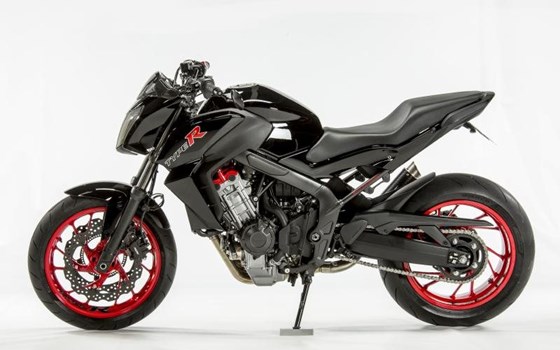 Umgebautes Motorrad Honda CB 650 von Direct Performance - Bild 6