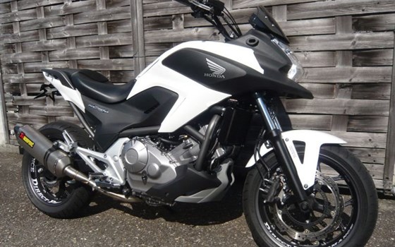 Umgebautes Motorrad Honda NC700X von Direct Performance - Bild 1 Umgebautes Motorrad Honda NC700X von Direct Performance - Bild 1