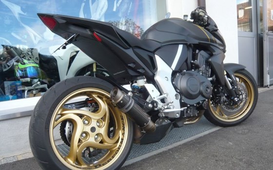 Umgebautes Motorrad Honda CB 1000 R von Direct Performance - Bild 5 Umgebautes Motorrad Honda CB 1000 R von Direct Performance - Bild 5