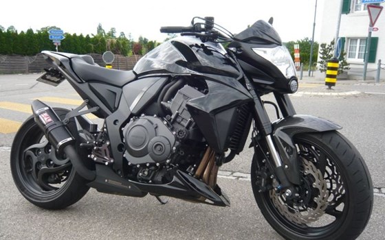 Umgebautes Motorrad Honda CB 1000 R von Direct Performance - Bild 1 Umgebautes Motorrad Honda CB 1000 R von Direct Performance - Bild 1