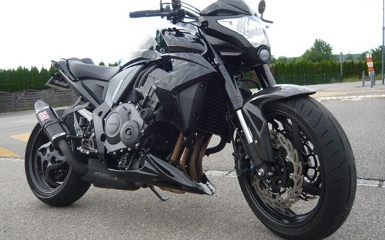 Umgebautes Motorrad Honda CB 1000 R von Direct Performance - Bild 5 Umgebautes Motorrad Honda CB 1000 R von Direct Performance - Bild 5