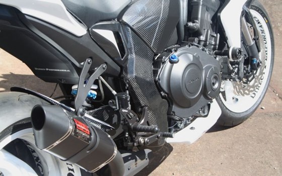 Umgebautes Motorrad Honda CB 1000 R von Direct Performance - Bild 14 Umgebautes Motorrad Honda CB 1000 R von Direct Performance - Bild 14