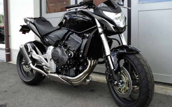 Umgebautes Motorrad Honda CB 600 S Hornet von Direct Performance - Bild 1 Umgebautes Motorrad Honda CB 600 S Hornet von Direct Performance - Bild 1